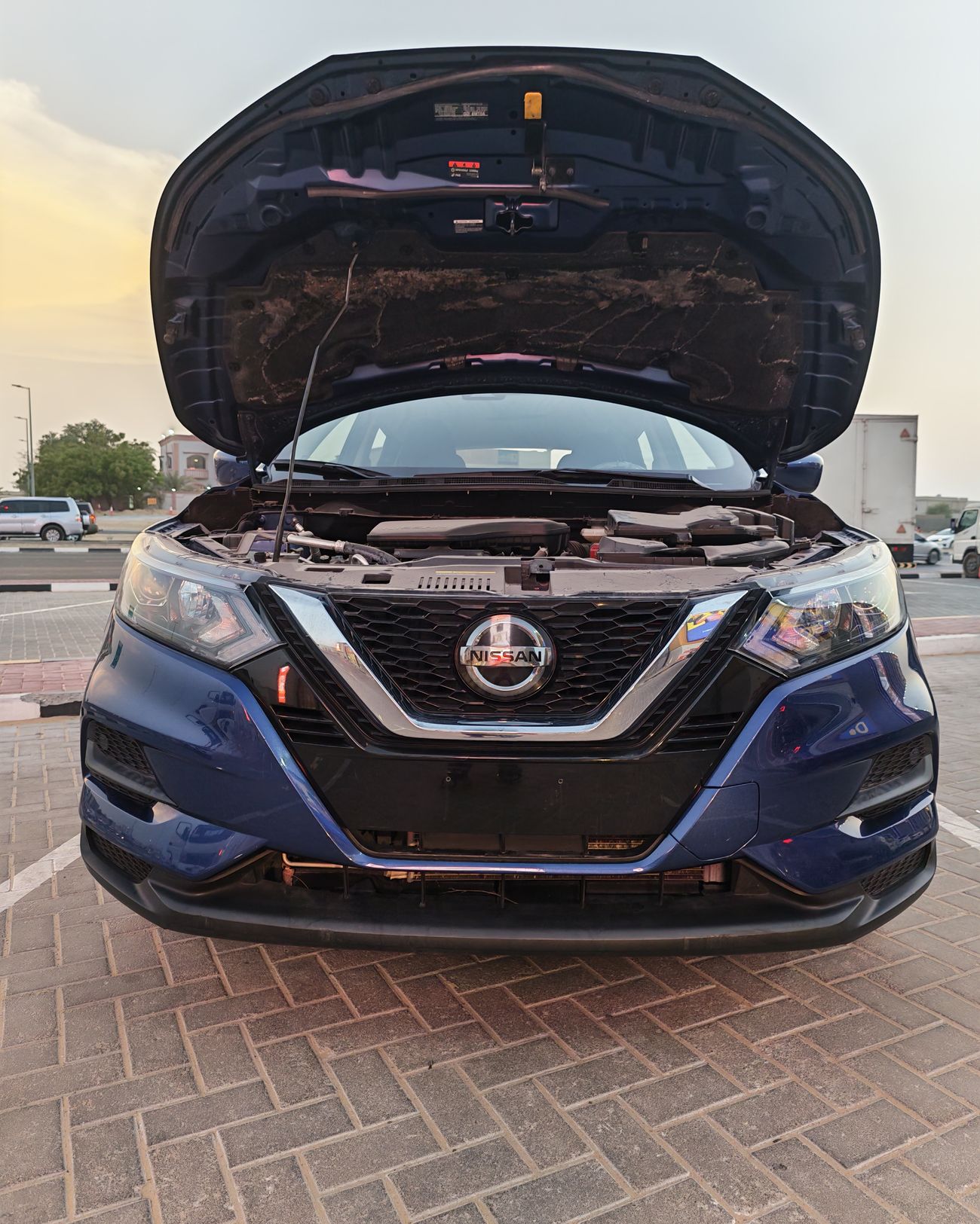 نيسان روج Rouge 2.0 l