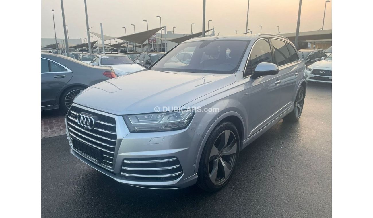 Audi Q7 45 TFSI quattro Luxury Plus Audi Q7 TFSI QUATTRO 45 SLINE _GCC_2016_Excellent Condition _Full option