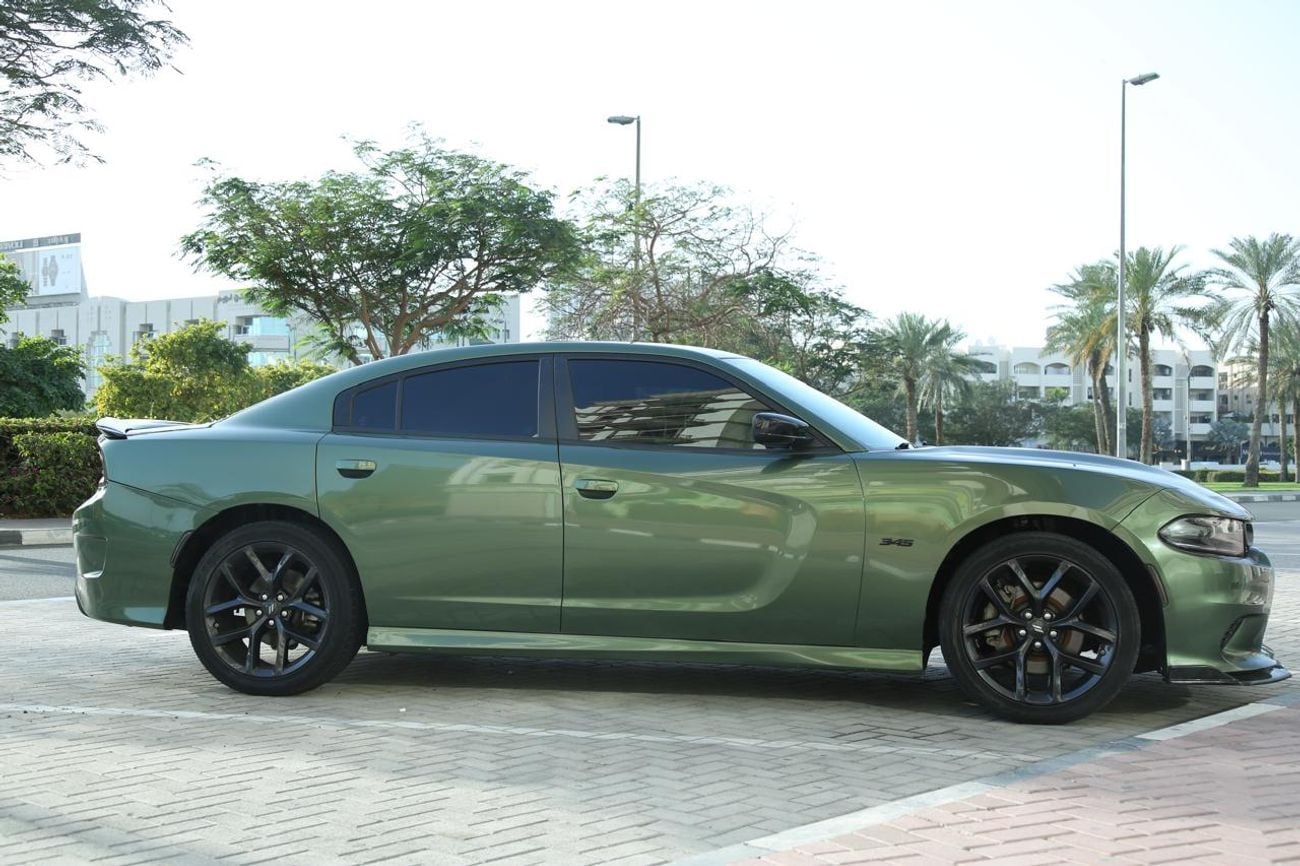 Dodge Charger PREMIUM R/T Top 5.7L