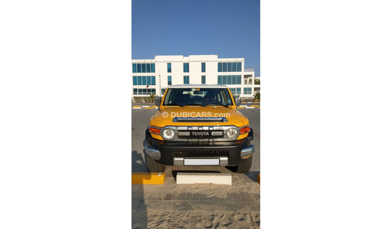 تويوتا إف جي كروزر Toyota FJ Cruiser - 2008, low mileage, Fantastic condition