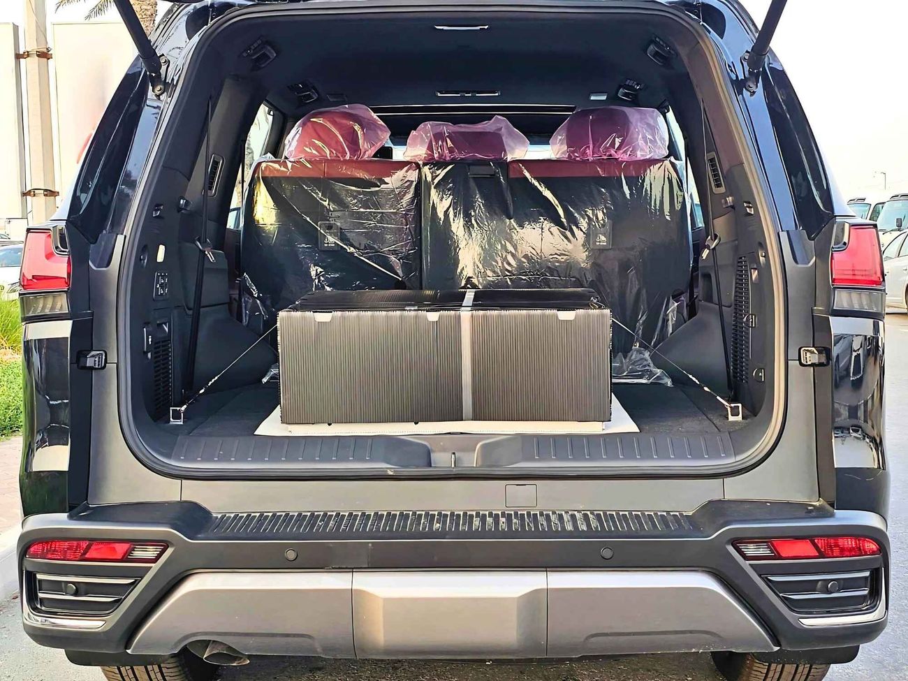 Lexus LX 600 3.5L SIGNATURE | MARK LEVINSON | HUD | 7 SEATS | RADAR | TOP VARIANT | (CODE# 68009)