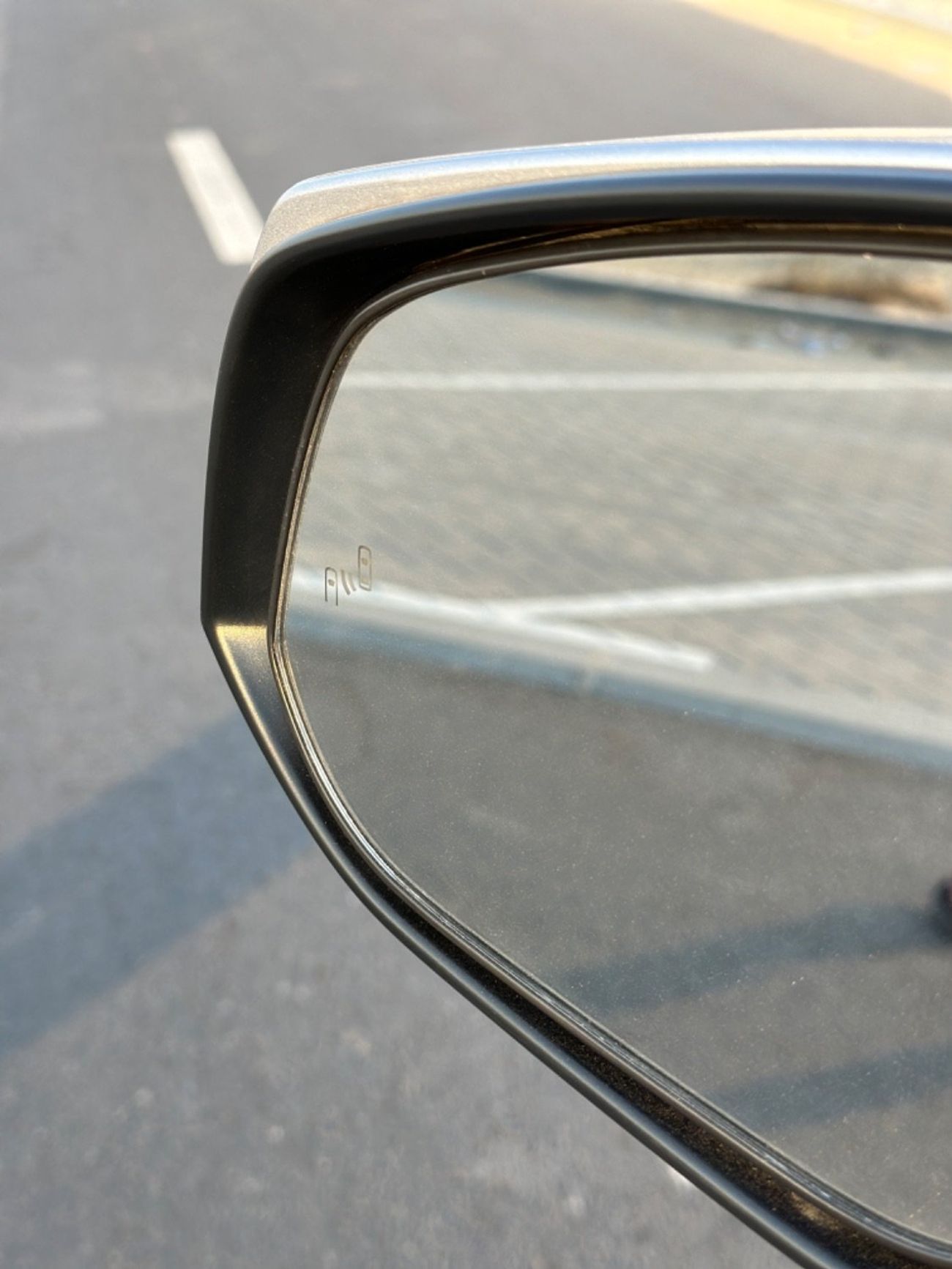 تويوتا راف ٤ XLE || PETROL || TOP CONDITION