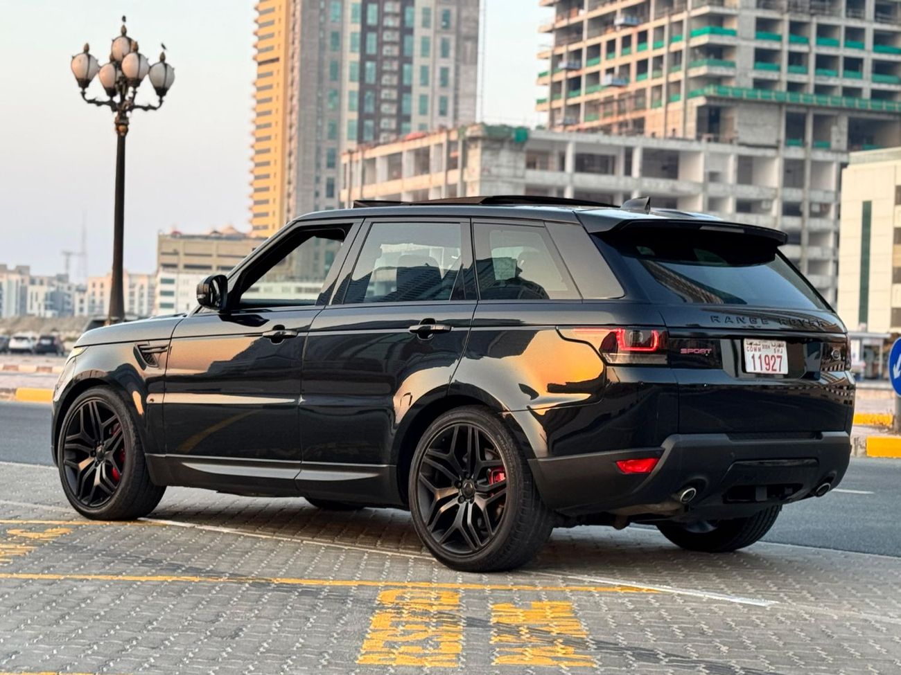 Land Rover Range Rover Sport Range rover Sport  2017 black colour Rhd