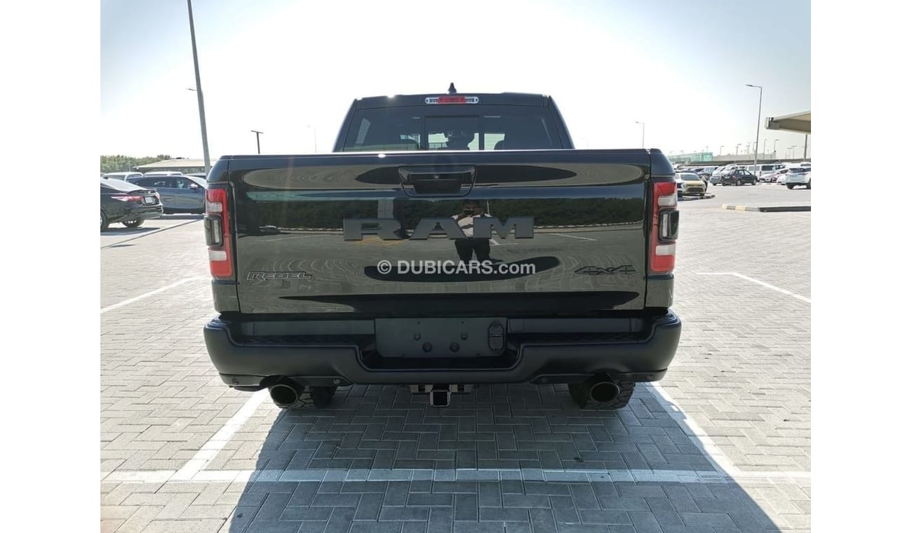 RAM 1500 Dodge RAM Rebel - 2021 - Black