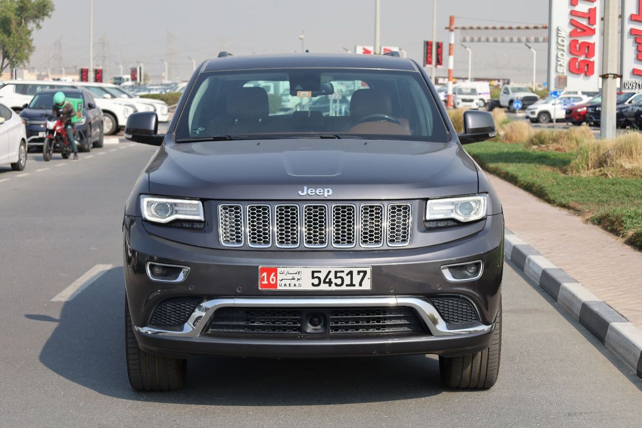 جيب جراند واجونير Low mileage, GCC Specs, very clean condition