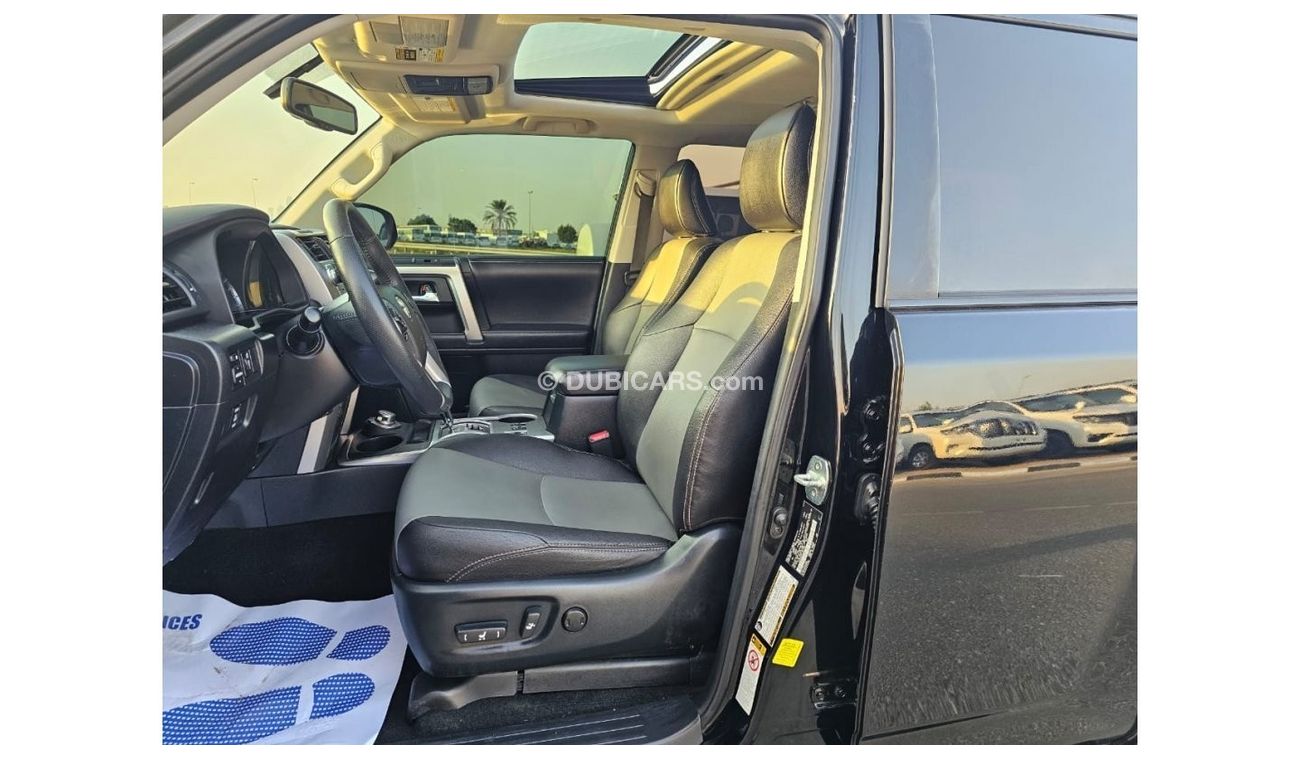 Toyota 4Runner 2018 Toyota 4RUNNER SR5 full option sunroof, push button and 7 seater