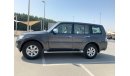 Mitsubishi Pajero Mitsubishi Pajero 2016 gcc full automatic  for sael