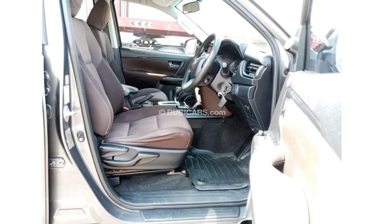 Toyota Fortuner TOYOTA FORTUNER RIGHT HAND DRIVE (PM1040)
