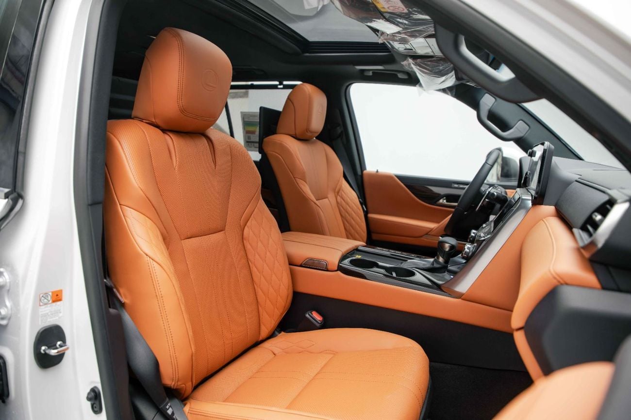 لكزس LX 600 VIP 3.5L - Sonic Quartz Inside VIP Sunflair | Export Only