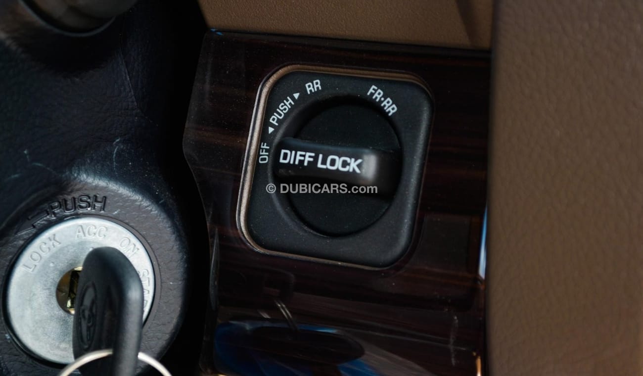 Toyota Land Cruiser Pick Up 4.0L V6 Petrol Single Cabin  with Difflock