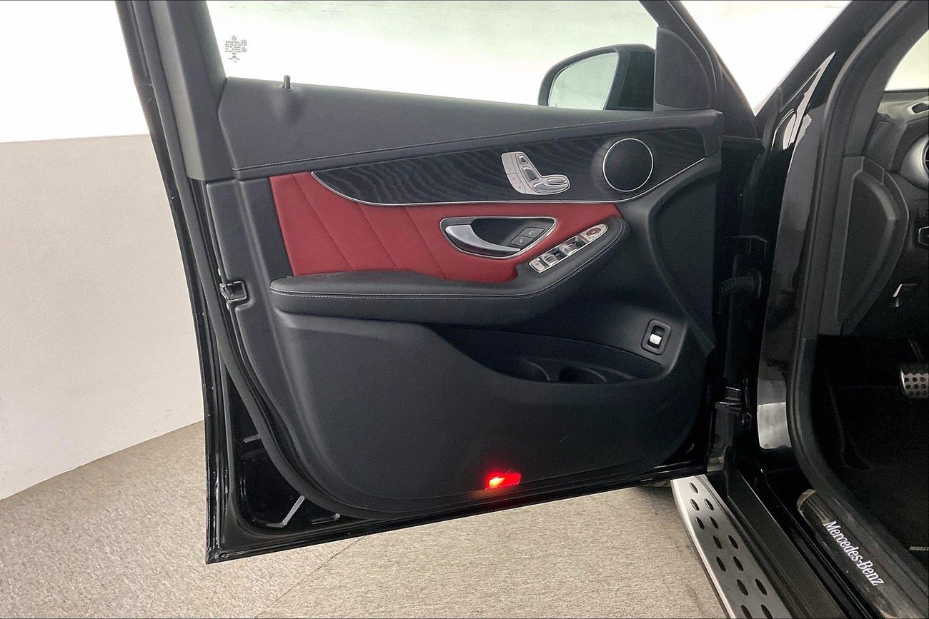 مرسيدس بنز GLC 200 Premium+ Coupe | شامل الضمان | 0 ﺪﻔﻋﺓ ﺃﻮﻟﻯ