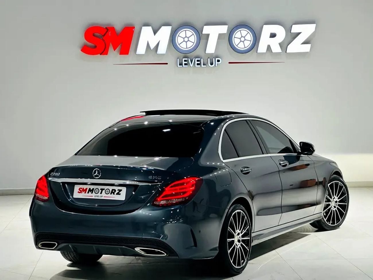 Mercedes Benz C200 AVANTGARDE