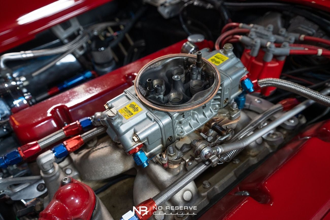 شيفروليه كورفت ZZ502 6 Speed Widebody Restomod