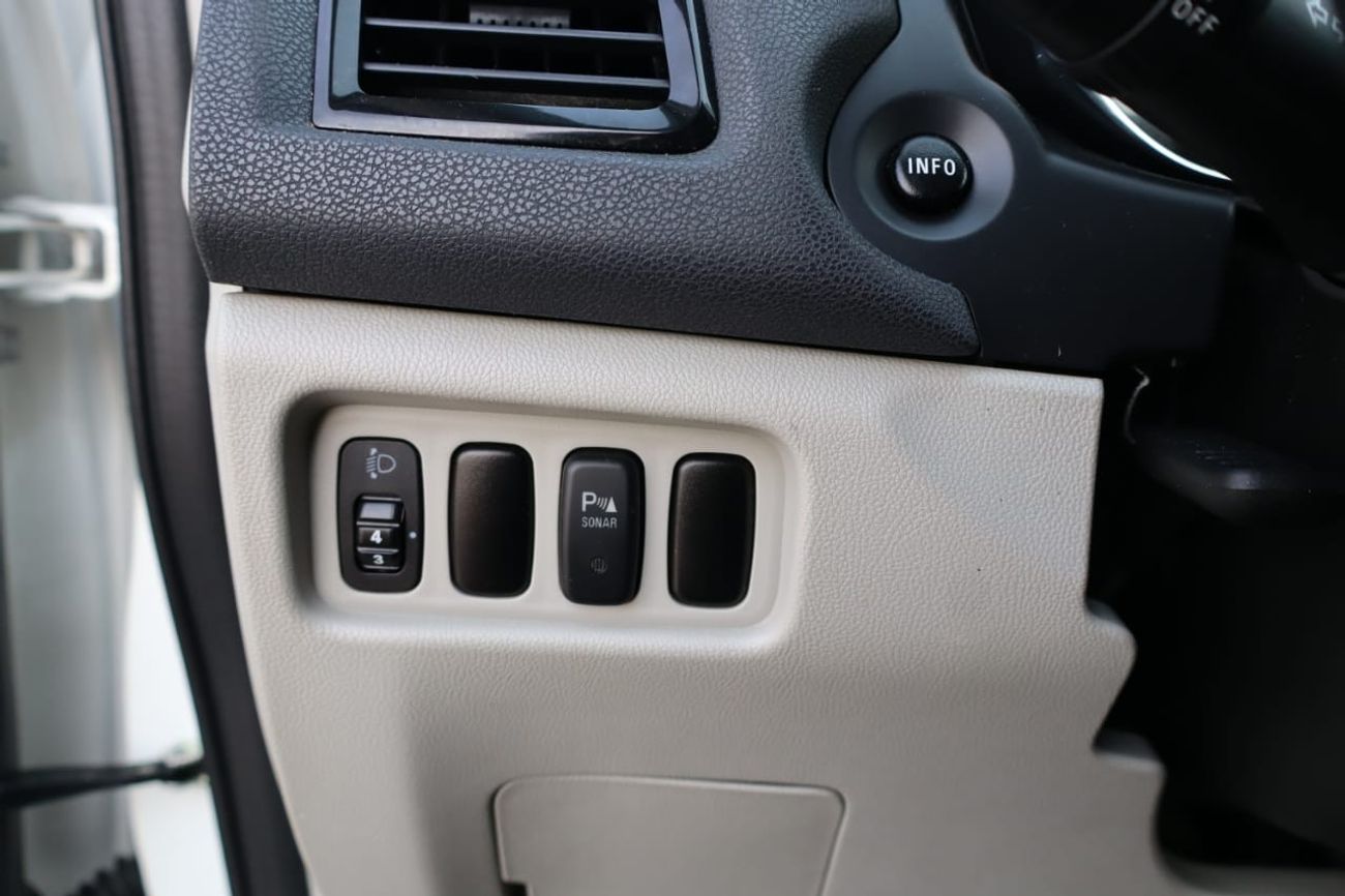 Mitsubishi ASX GLX Mid GCC