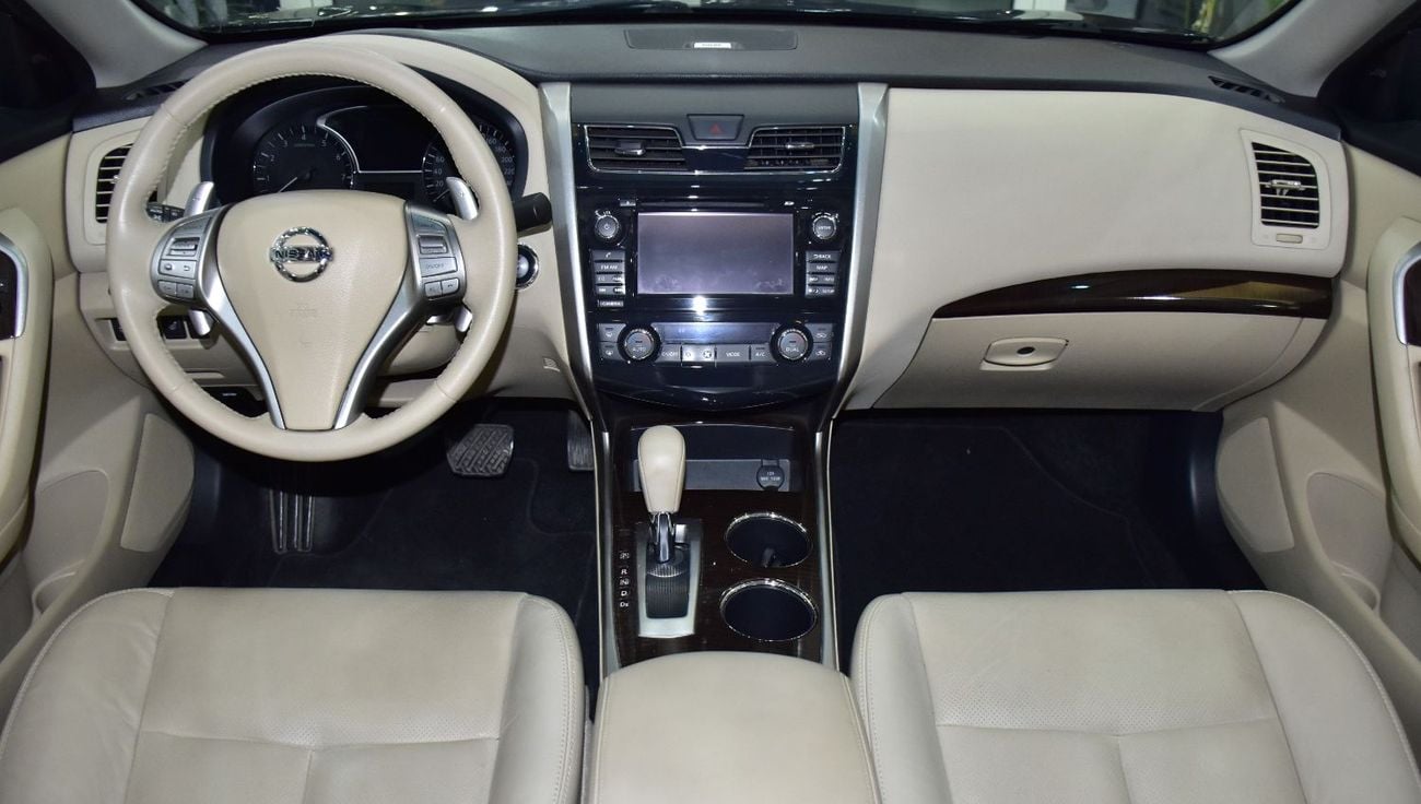 نيسان ألتيما SL EXCELLENT DEAL for our Nissan Altima SL ( 2015 Model ) in Blue Color GCC Specs