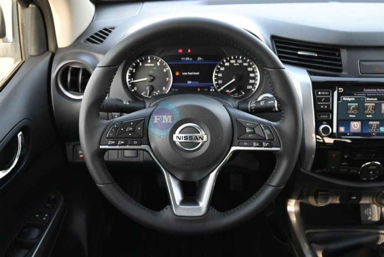 نيسان نافارا Double Cab LE 2.5L Petrol 4WD 5 Seater Manual