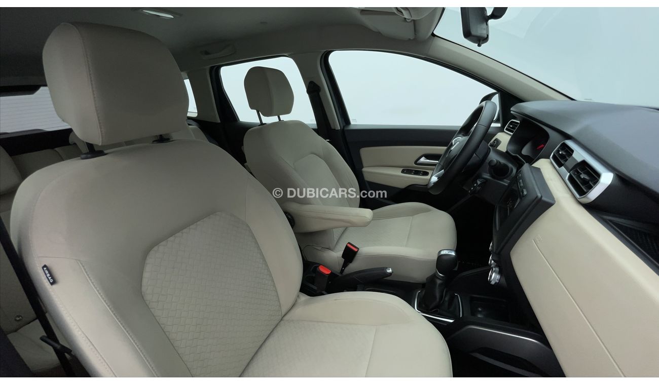 Renault Duster LE 1.6 | Zero Down Payment | Free Home Test Drive