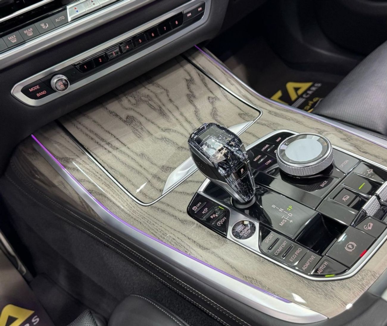 بي أم دبليو X7 50i 4.4L 2019 BMW X7 xDrive50i M-Sport, Warranty, Full BMW Service History, Fully Loaded, 7 Seater,