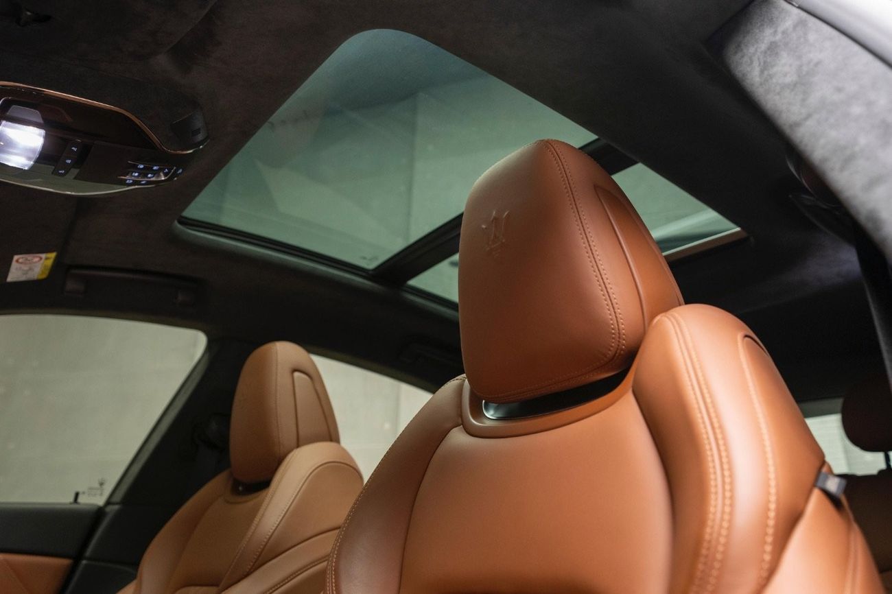 مازيراتي ليفونت F Tributo | 2022 | GCC Specs | Agency Warranty | Full Options