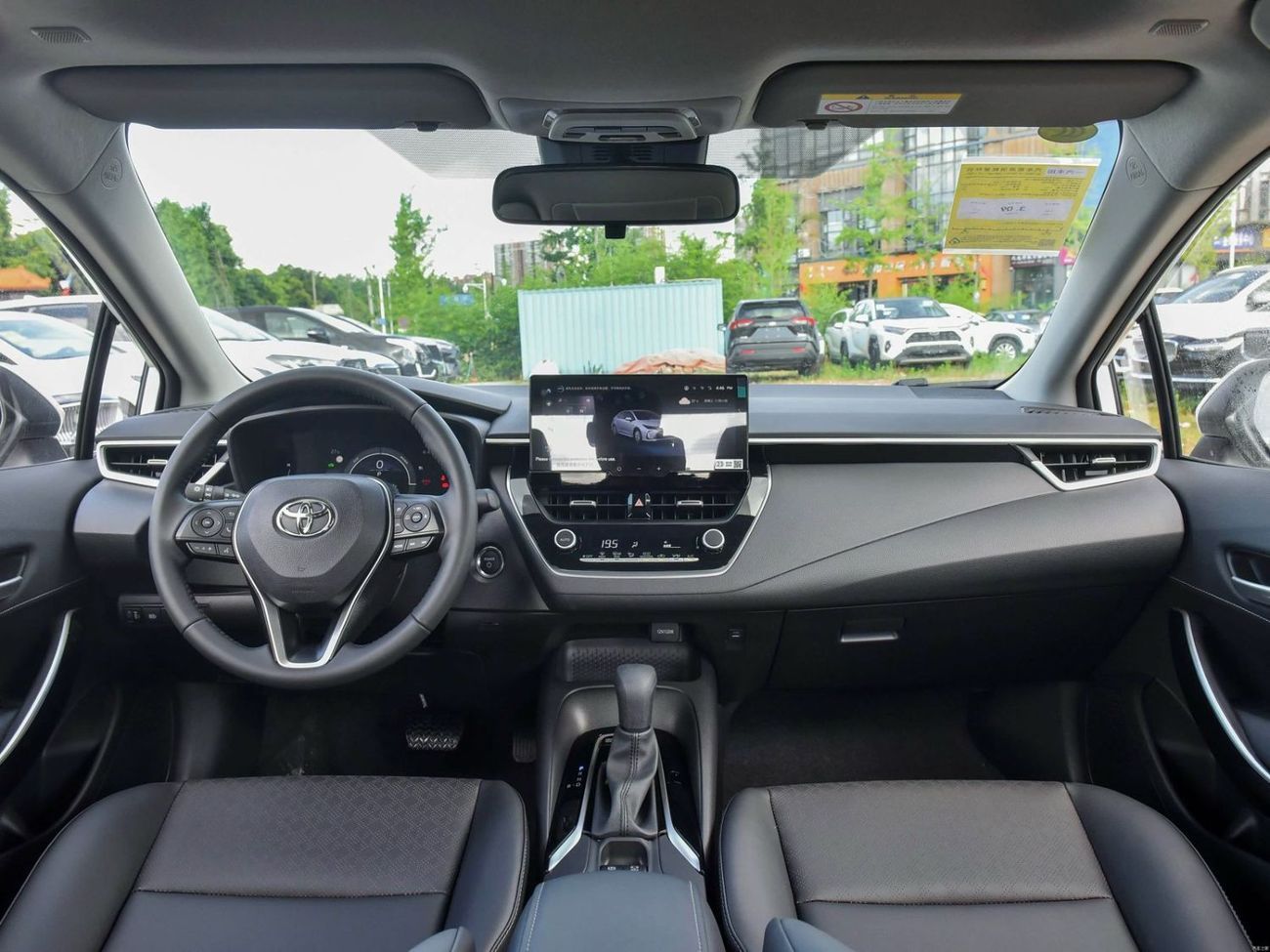 Toyota Corolla GLI HEV 1.8L