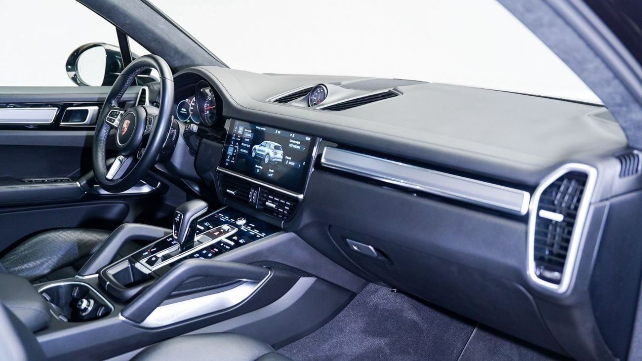 Porsche Cayenne Turbo 4.0L (550 HP) UAE's Very Best Example | 2 Years Free Servicing | AED 5,060 Per Month