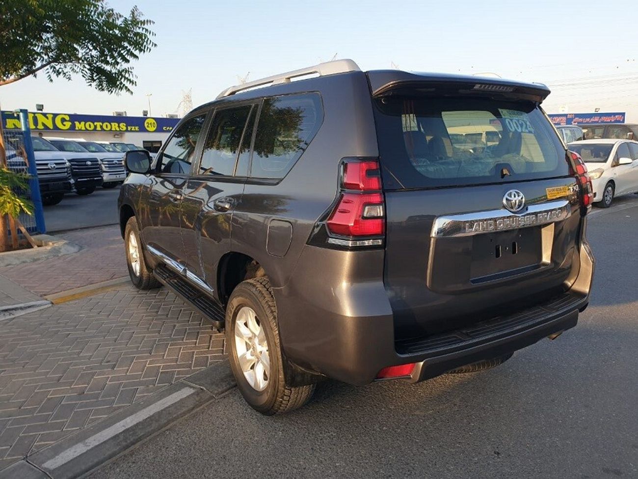Toyota Prado 2.7L TXL - PETORL (MODIFIED 2023)