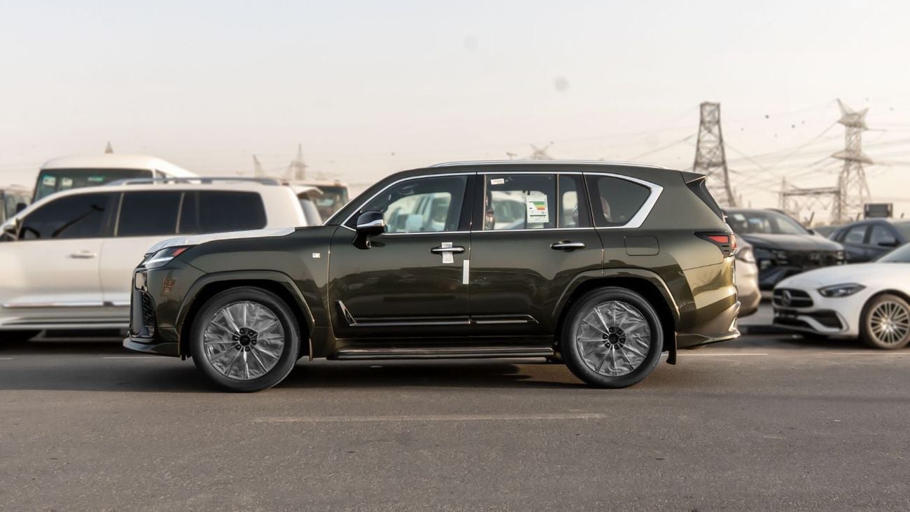 لكزس LX 600 2026 Lexus LX600 F-Sport 3.5L AT Petrol (Green-Red)