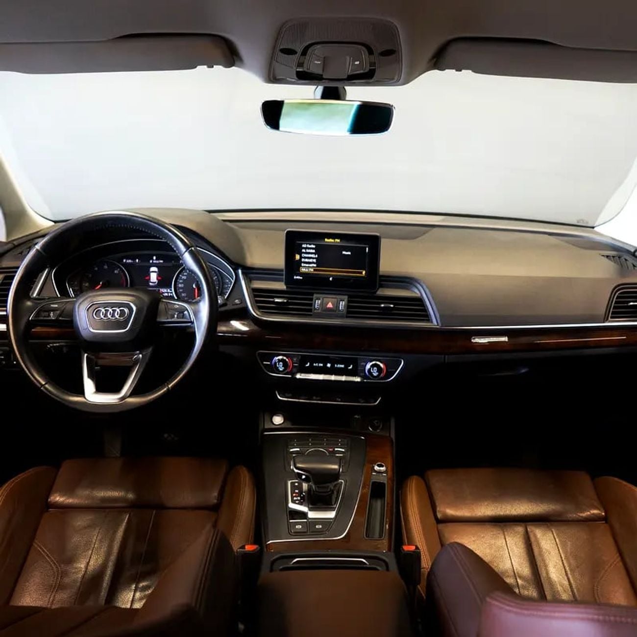 أودي Q5 45 TFSI Quattro Design 2.0L 1,628 pm • 0% Downpayment • • 1 Year Warranty