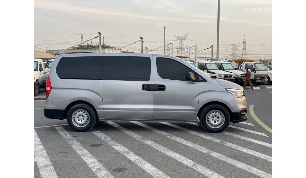 هيونداي H-1 2019 HYUNDAI H 1 - 2.4L V4 - 12 SEATER - Automatic - PETROL / EXPORT ONLY