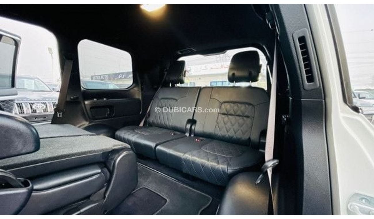 Toyota Land Cruiser | JAPAN IMPORTED | ZX-G | SUNROOF | FULL OPTIONED