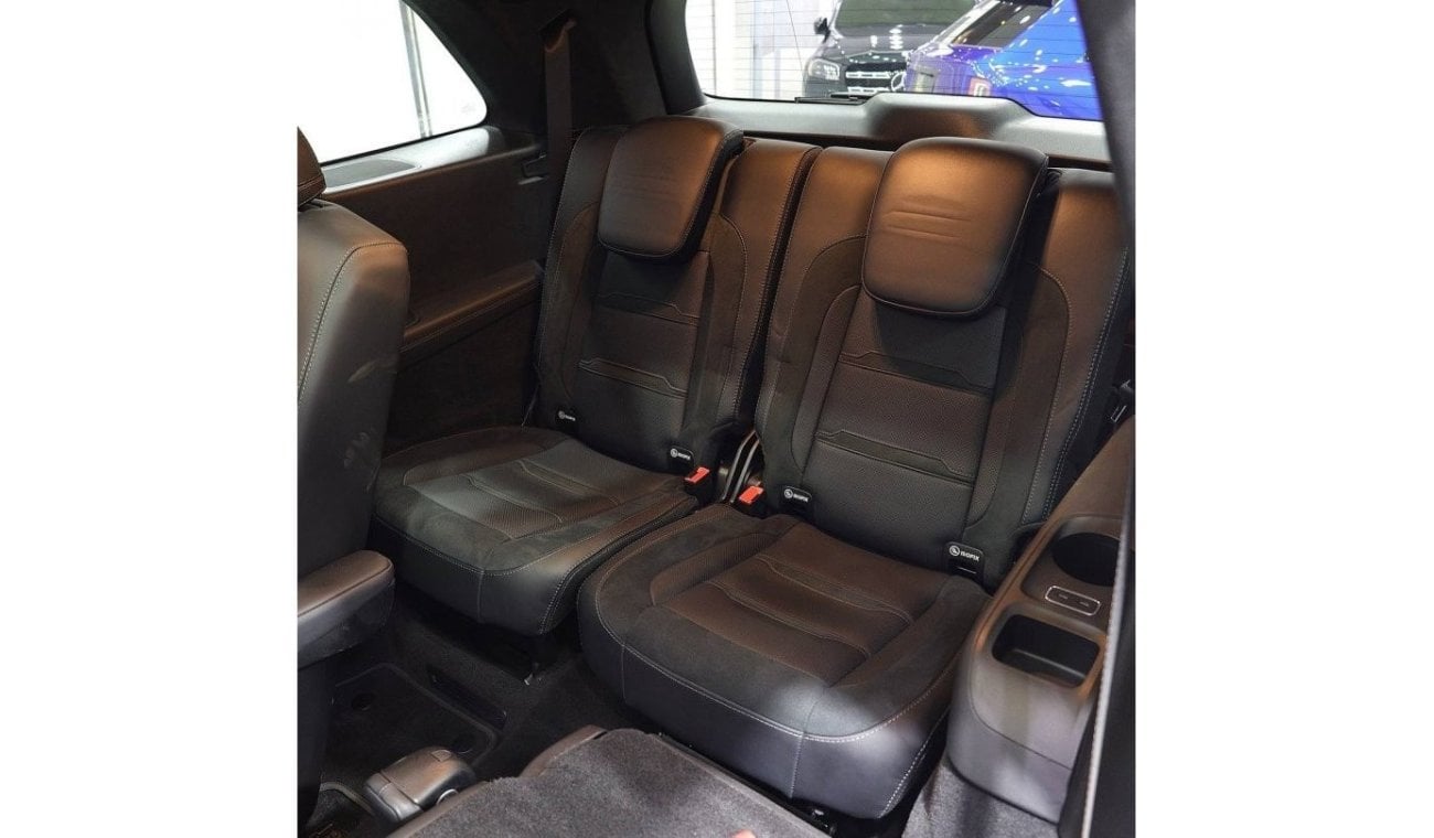مرسيدس بنز GLS 63 AMG AMG Bi-Turbo  ( Captain Seats 6 ) Carbon Fiber Package - With Warranty