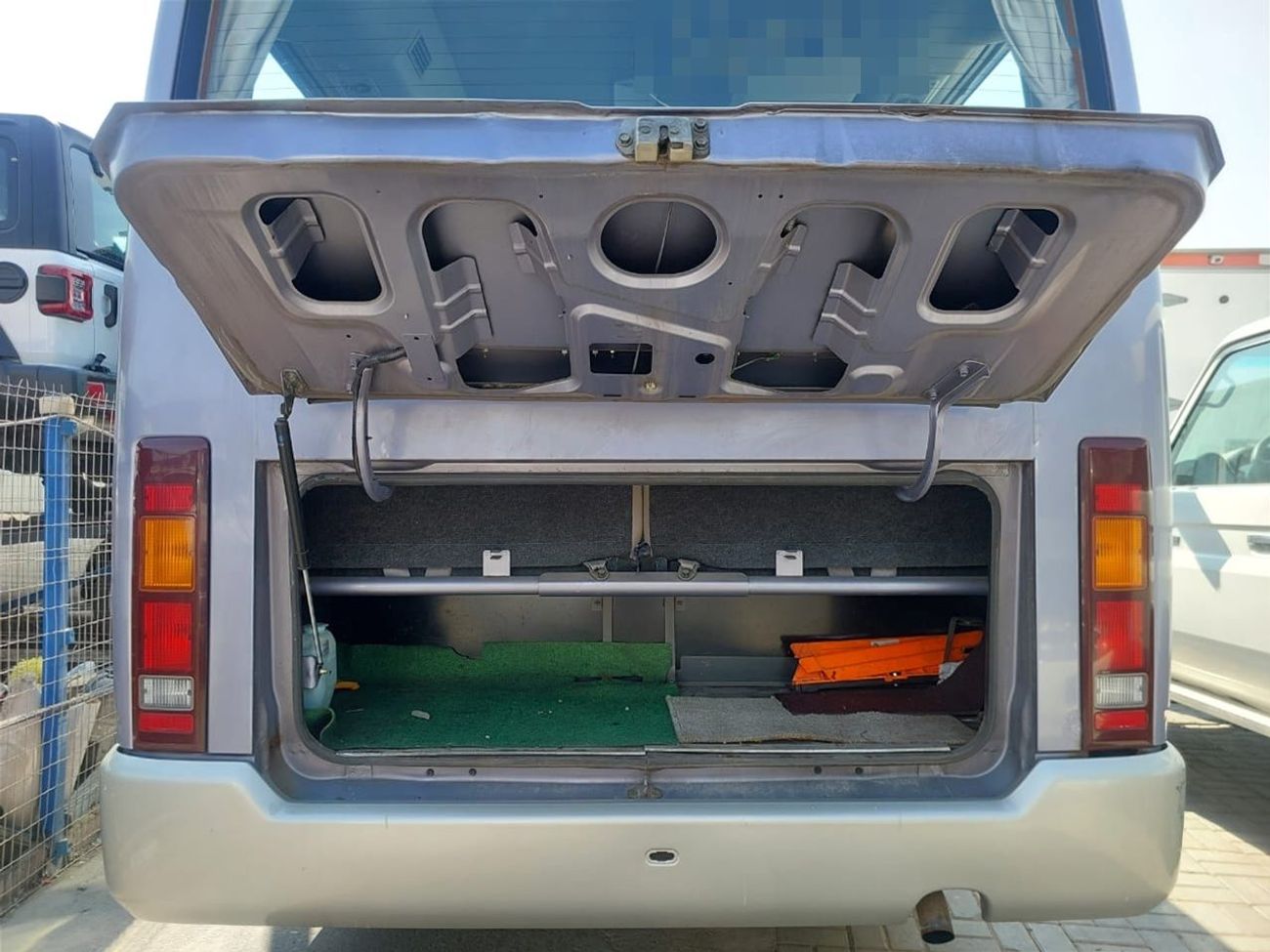 Nissan Civilian NISSAN CIVILIAN BUS RHD 2000 MODEL 4.1 L DIESEL AUTOMATIC(PM00052)