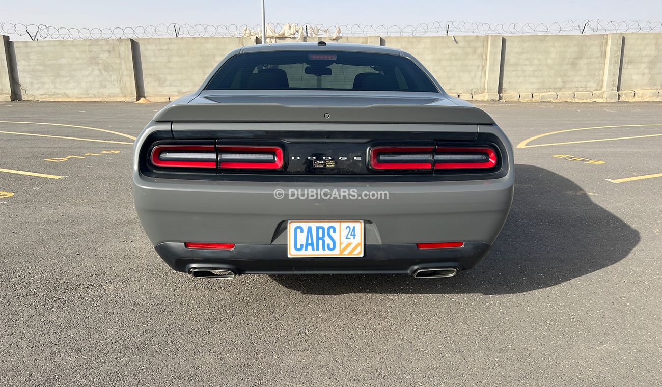 Dodge Challenger 3600