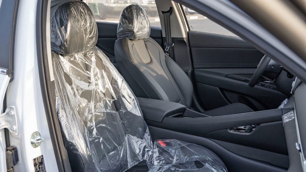 Hyundai Elantra 2025 Hyundai Elantra 1.5L AT Petrol (Chinese Specs)