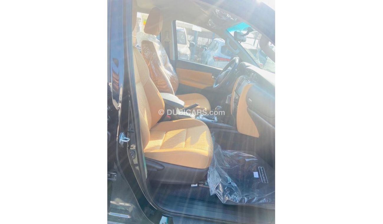 Toyota Fortuner TOYOTA FORTUNER 2.7 AT AUTO AC 2023