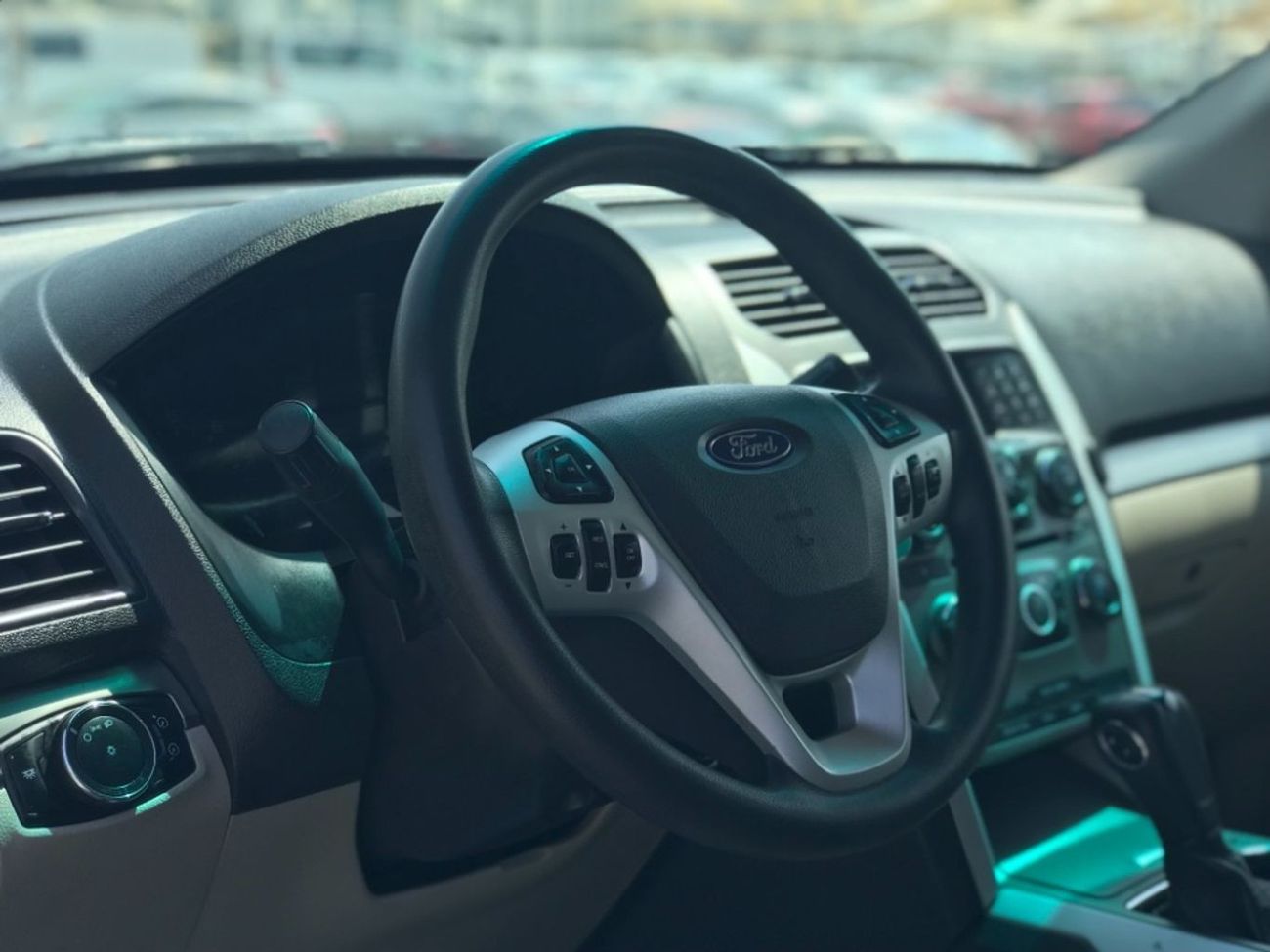 فورد اكسبلورر سبورت تراك فورد اكسبلور موديل 2013 خليجي بحالة ممتازة