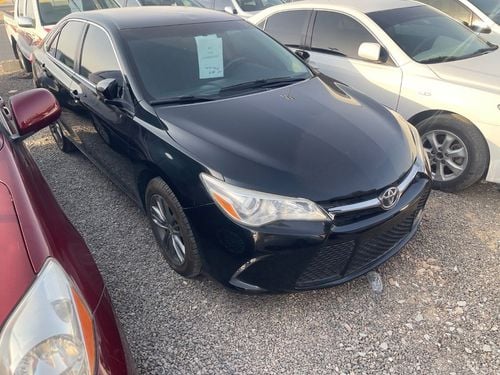 Toyota Camry SE 2.5L (181 HP)