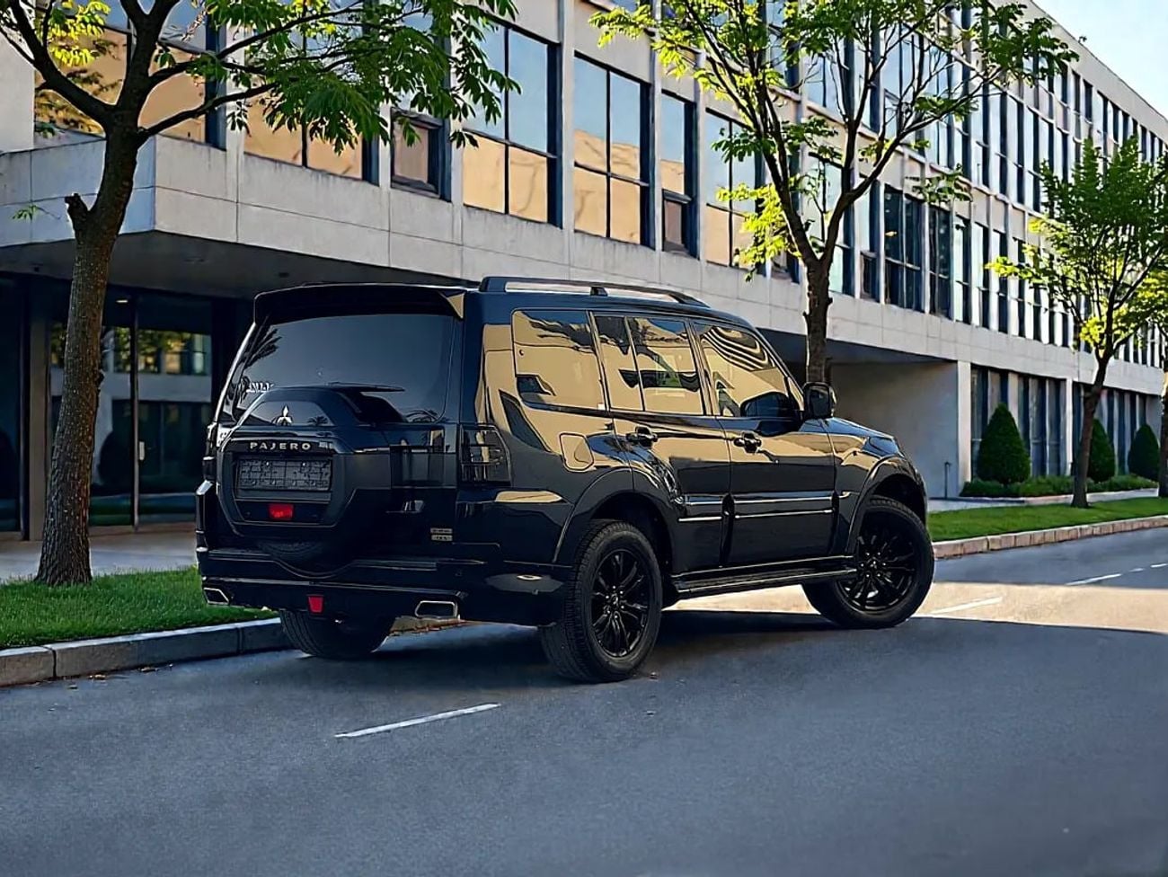 ميتسوبيشي باجيرو 1,250 EMI PM | | SIGNATURE EDITION | FULL SERVICE HISTORY | 0% DOWNPAYMENT