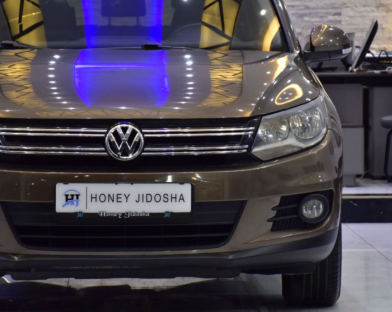 Volkswagen Tiguan EXCELLENT DEAL for our Volkswagen Tiguan ( 2015 Model ) in Brown Color GCC Specs