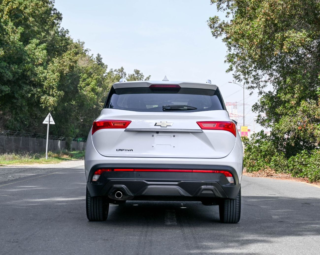 Chevrolet Captiva LT 1.5L (150 HP) (7 Seater) Chevrolet Captiva | 1.5 L 2023 | Original Paint GCC Accident-Free In Exc