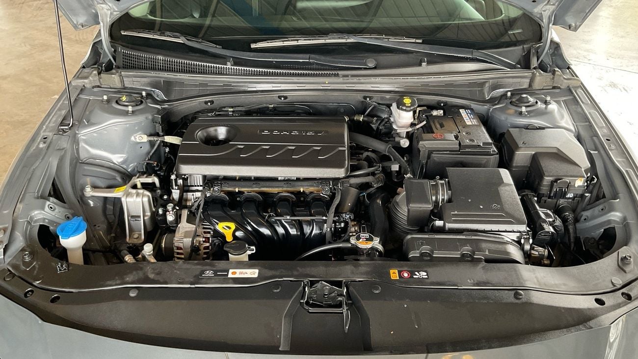 Hyundai Elantra COMFORT 1.6 GL AUTO SMART | Guaranteed Warranty | 0 Down Payment