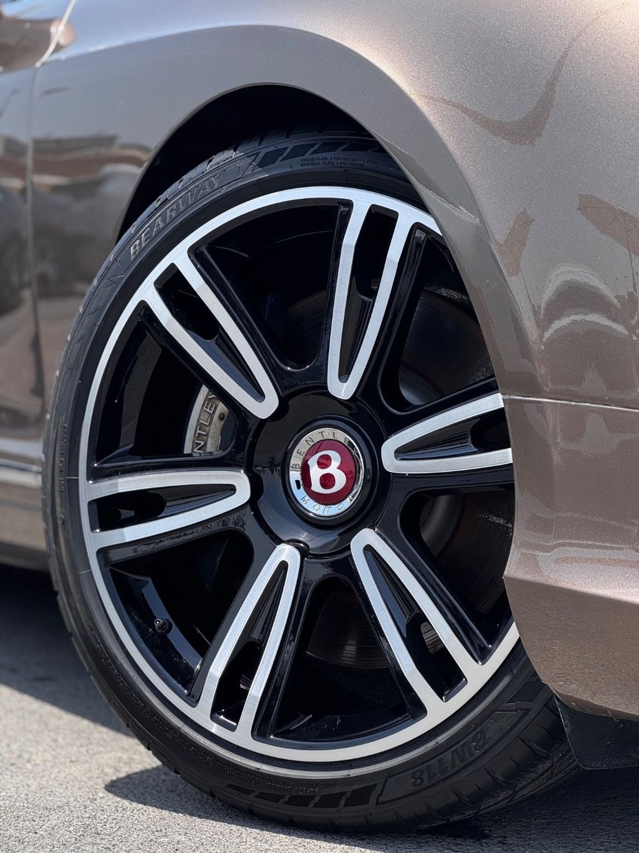 بنتلي كونتيننتال جي تي