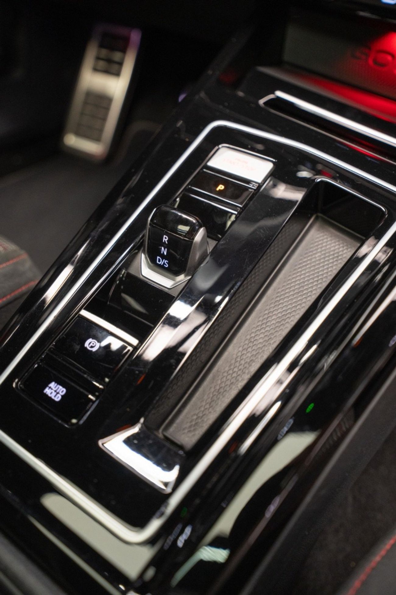 فولكس واجن جولف GTI Sport 2.0T