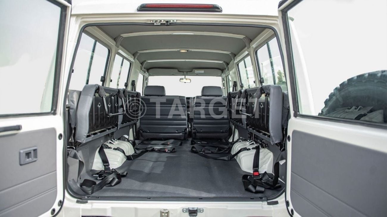تويوتا لاند كروزر 70 LAND CRUISER LC78 (RHD) 4.2L V6 DIESEL