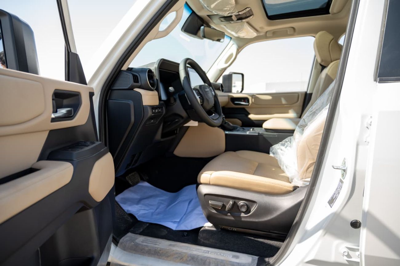 تويوتا برادو 2.4L Turbocharged | 4 Cylinder | Automatic | 7 Seater