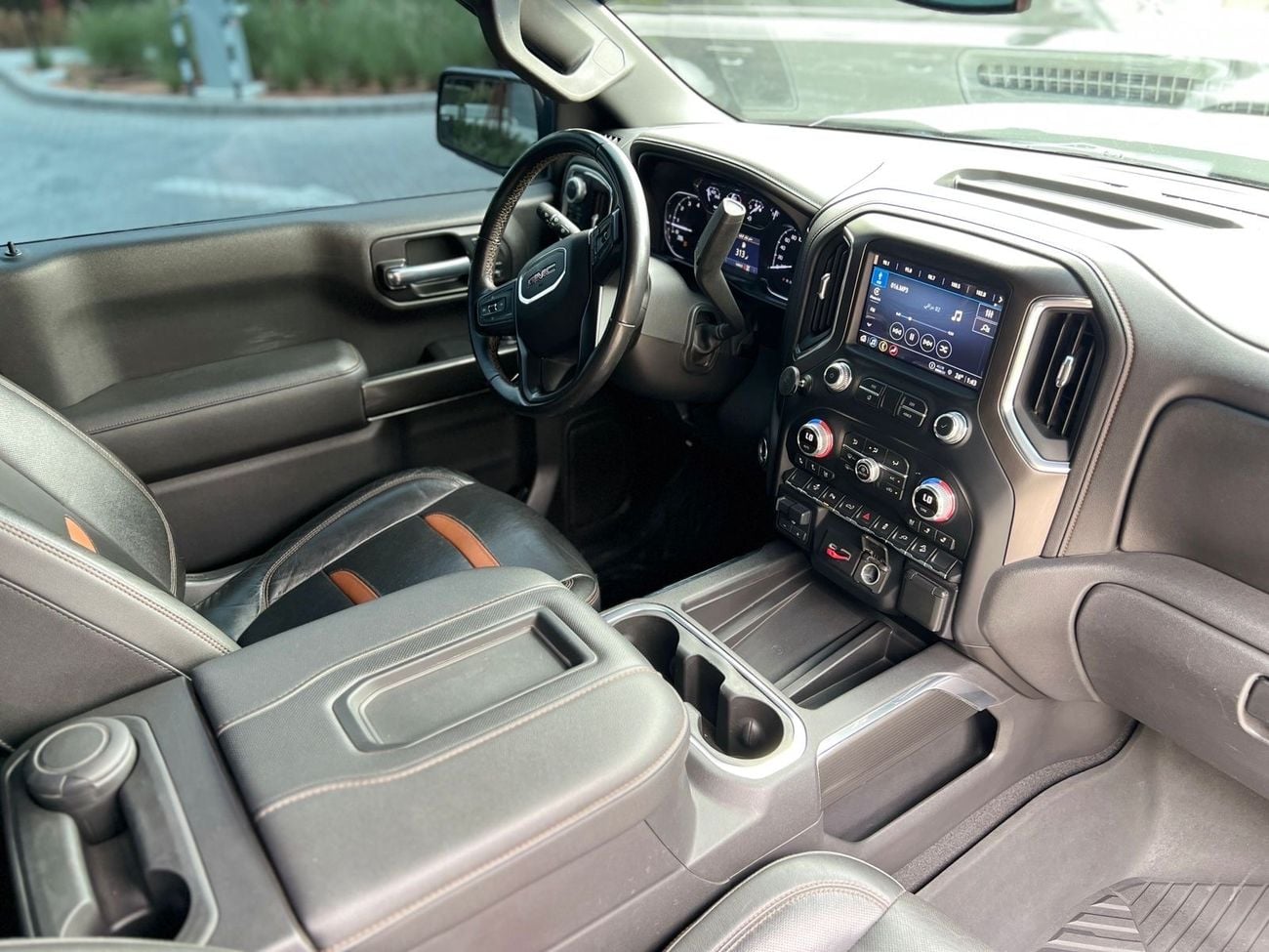 جي أم سي سييرا