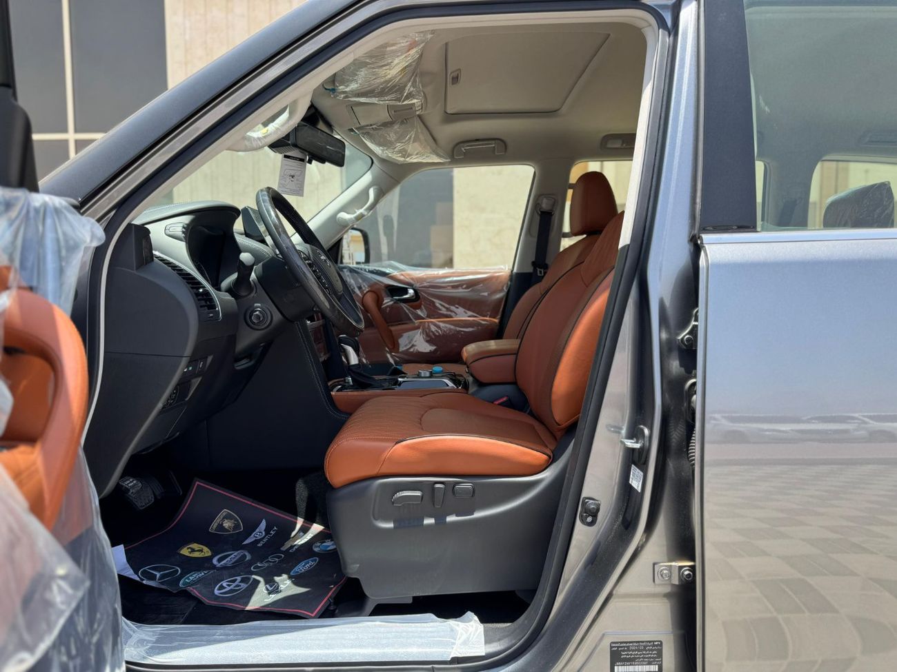 نيسان باترول نيسان باترول بلاتينيوم V8 موديل 2024 – رمادي | صفر كيلومتر | فل أوبشن