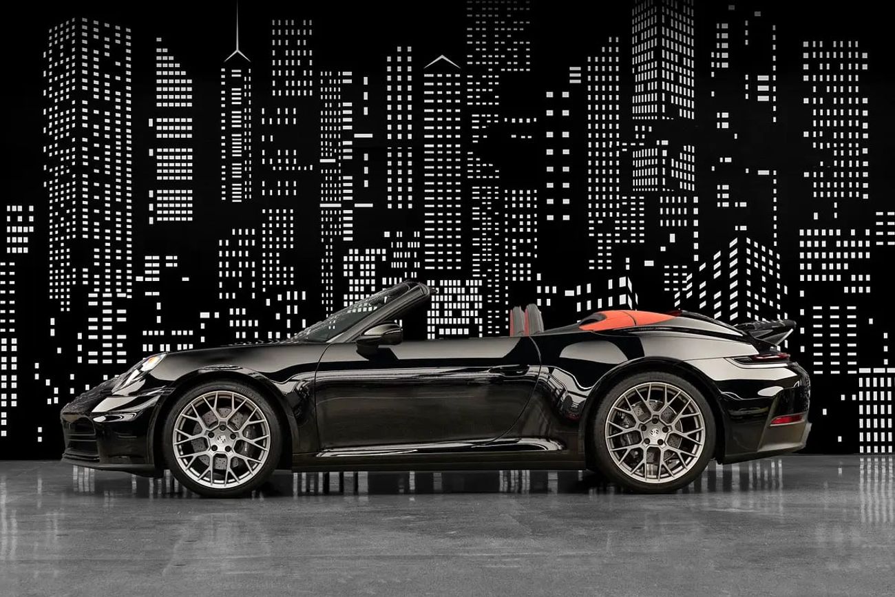 Porsche 911 Carrera 4 3.0L (444 HP) Convertible