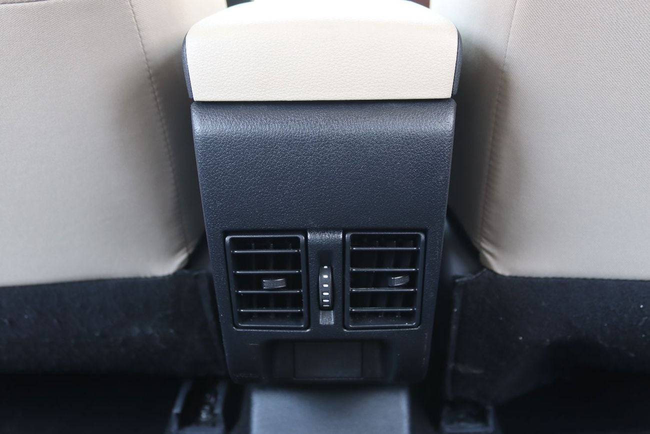 Toyota Yaris E G