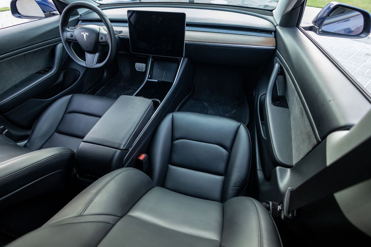 تسلا موديل 3 Performance (AWD)